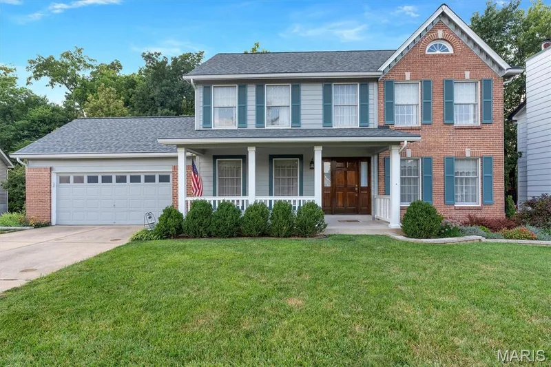 69 Madeira Court, St Charles, MO — listing photo 1