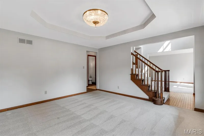 69 Madeira Court, St Charles, MO 63304 — listing photo 10 of 30