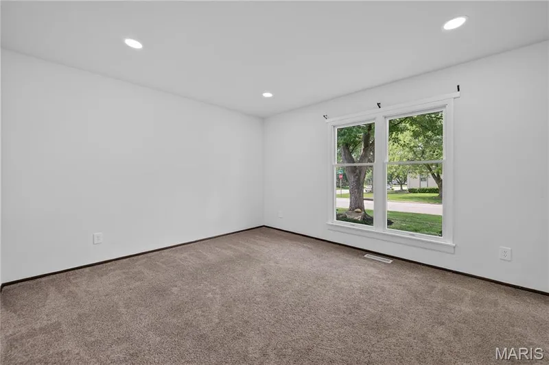 Picture Window in Living Room — 608 Mosport Drive, St Charles, MO 63304