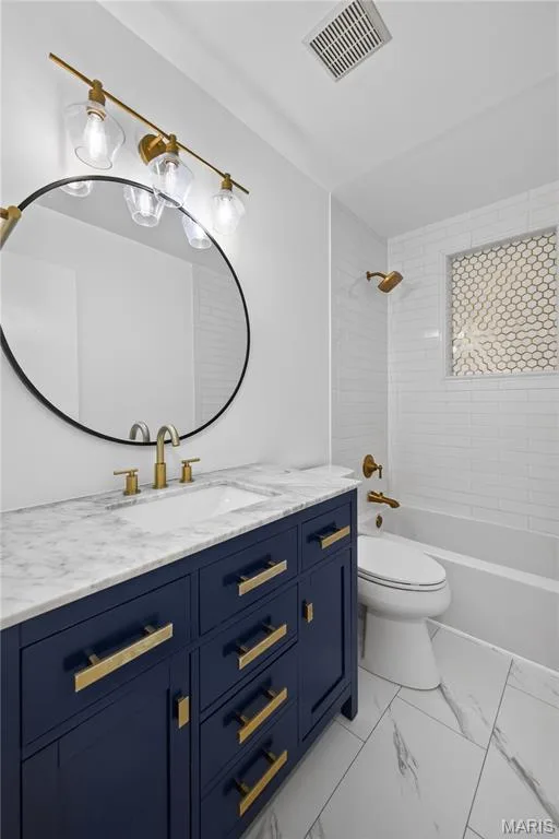 Tub/ Shower with Custom Tile Surround in Secondary Bath — 608 Mosport Drive, St Charles, MO 63304