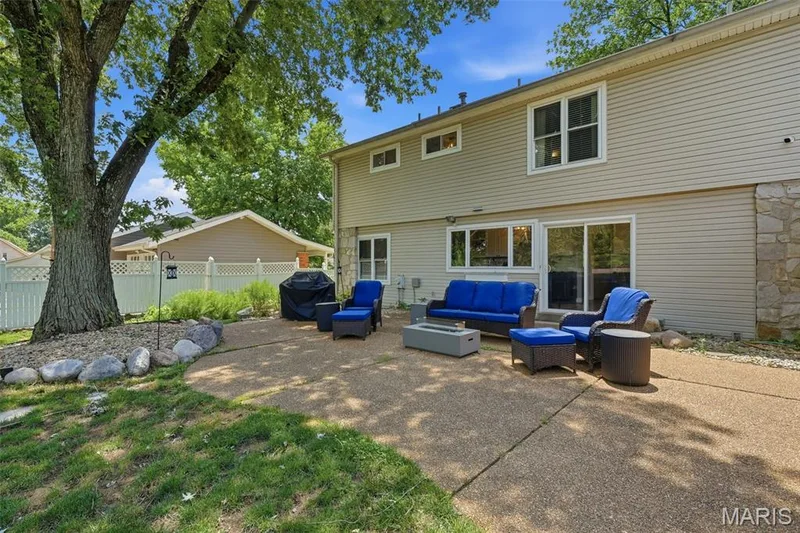 2156 Courtleigh Lane, Chesterfield, MO 63017 — listing photo 45 of 54