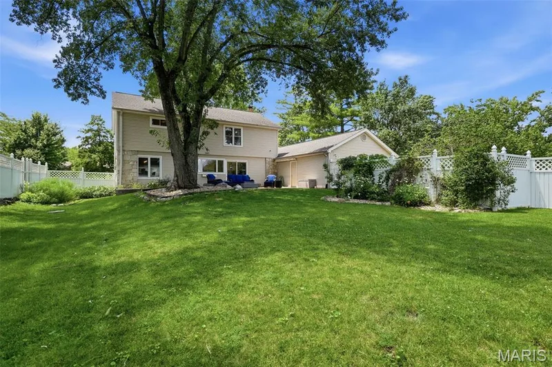 2156 Courtleigh Lane, Chesterfield, MO 63017 — listing photo 46 of 54