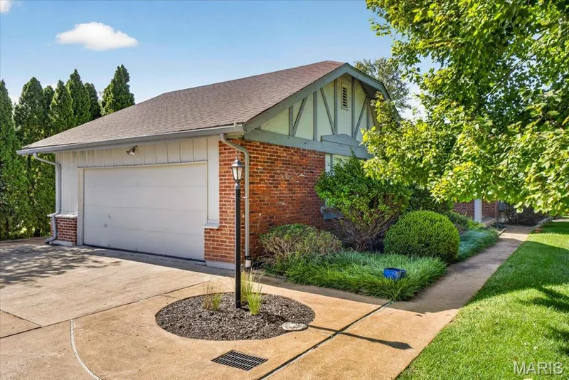 1632 Lochcrest Drive, Chesterfield, MO 63017 — listing photo 48 of 50