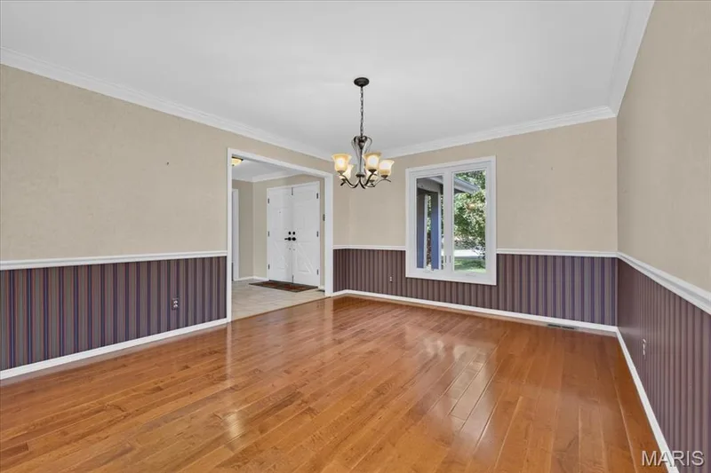 1632 Lochcrest Drive, Chesterfield, MO 63017 — listing photo 11 of 50