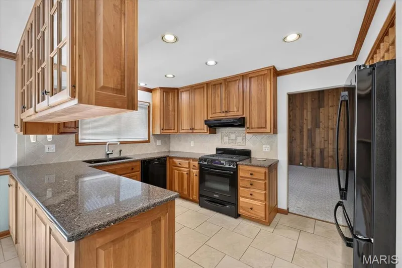 1632 Lochcrest Drive, Chesterfield, MO 63017 — listing photo 14 of 50