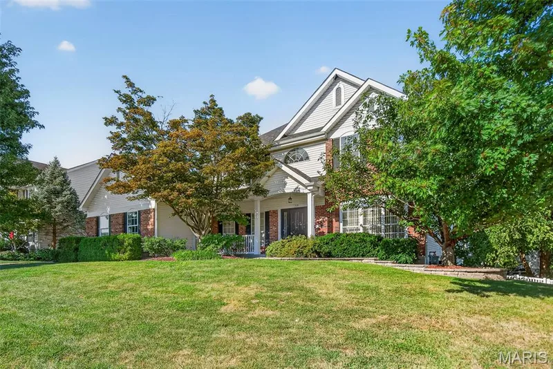 1519 Oakland Hills Drive, O'Fallon, MO 63366 — listing photo 5 of 51