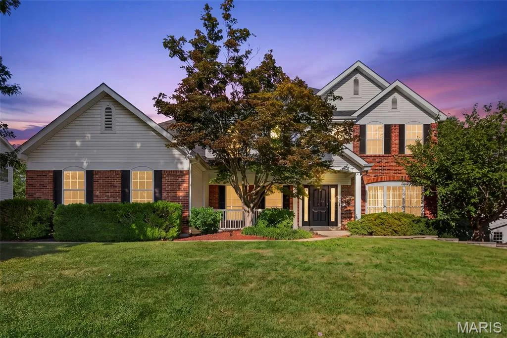 1519 Oakland Hills Drive, O'Fallon, MO 63366 — listing photo 1 of 51