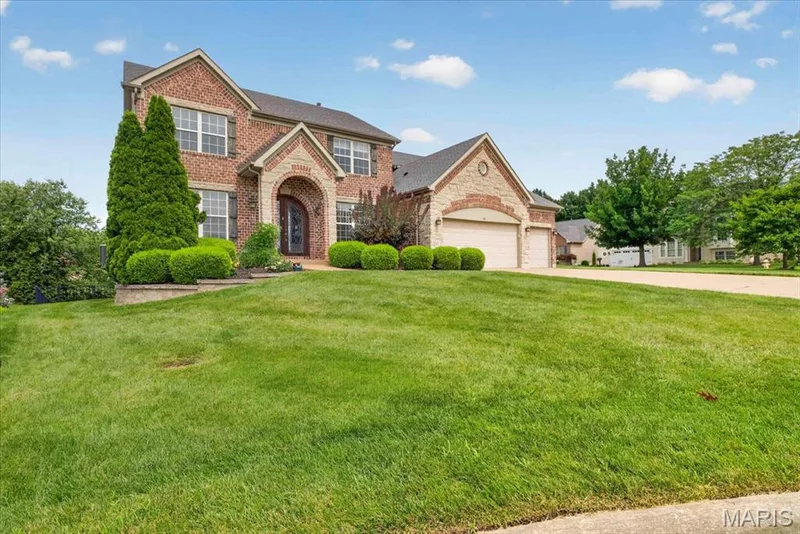 31 Pinewood Court, Dardenne Prairie, MO 63368 — listing photo 4 of 48