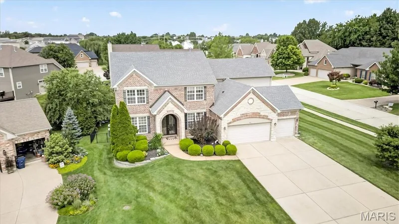31 Pinewood Court, Dardenne Prairie, MO 63368 — listing photo 39 of 48