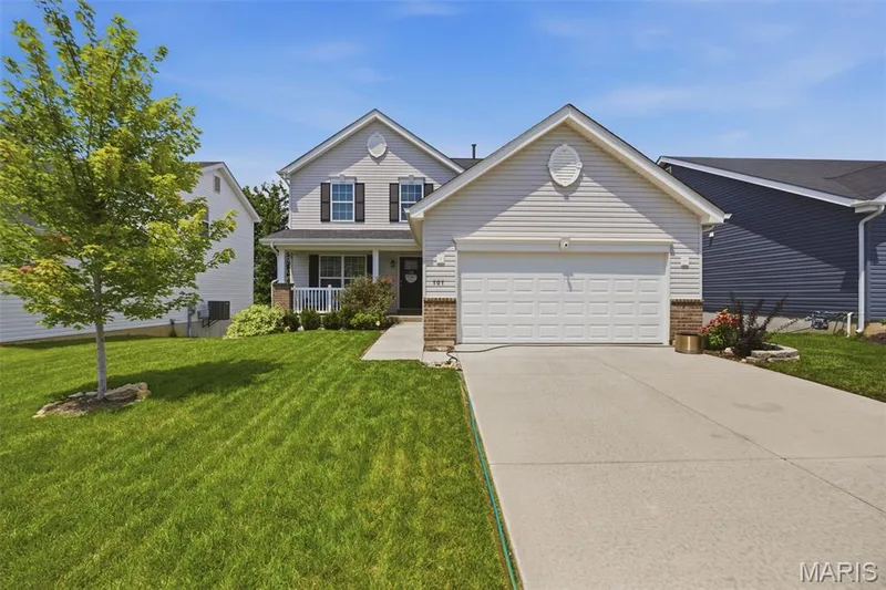 707 Switchgrass Drive, Wentzville, MO 63385 — listing photo 1 of 24