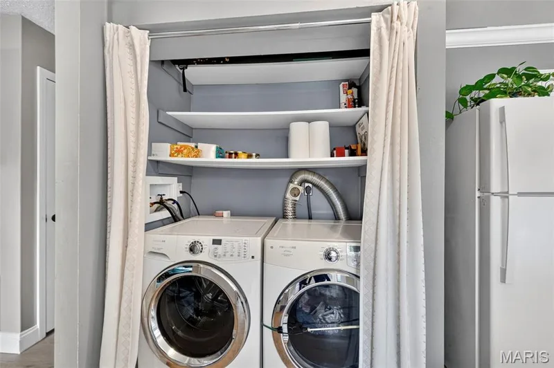 Main floor laundry — 20 Sandalwood Court, St Charles, MO 63304
