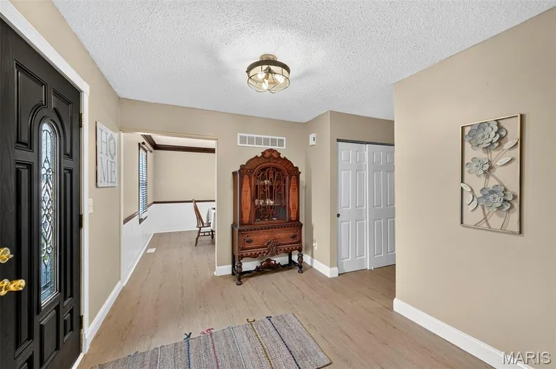 20 Sandalwood Court, St Charles, MO 63304 — listing photo 16 of 35