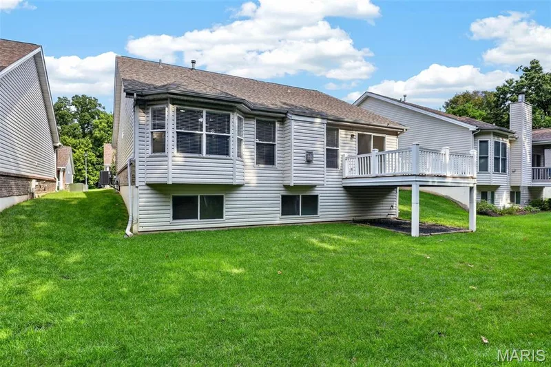 415 Newport Drive, St Peters, MO 63376 — listing photo 35 of 44