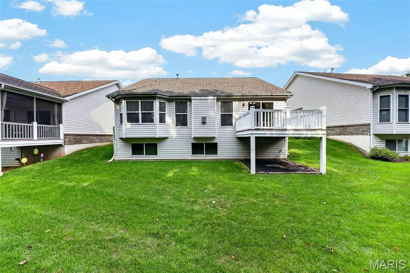 415 Newport Drive, St Peters, MO 63376 — listing photo 36 of 44