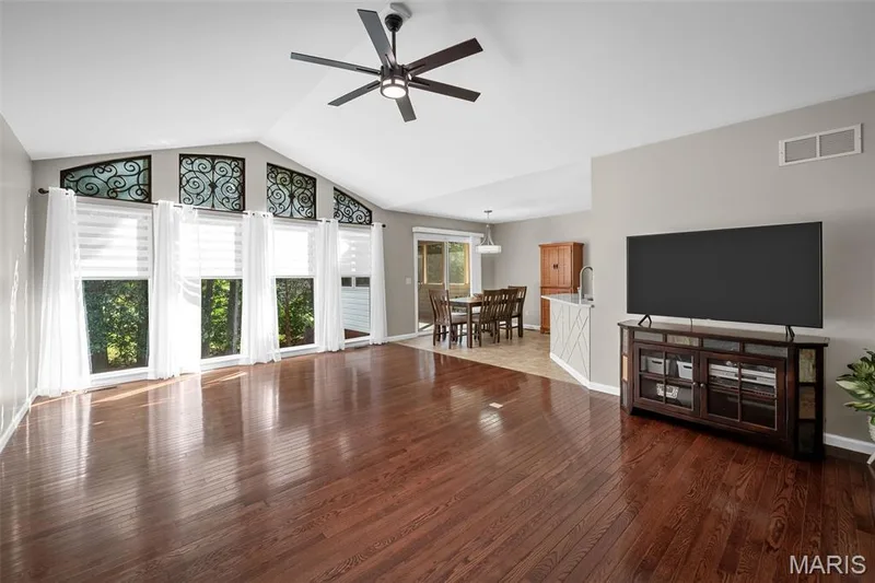 Wall of windows for natural lighting. — 3416 Sun Bear Court #830C, Wentzville, MO 63385