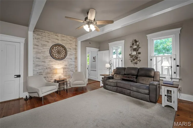 1415 Highway F, Defiance, MO 63341 — listing photo 12 of 96