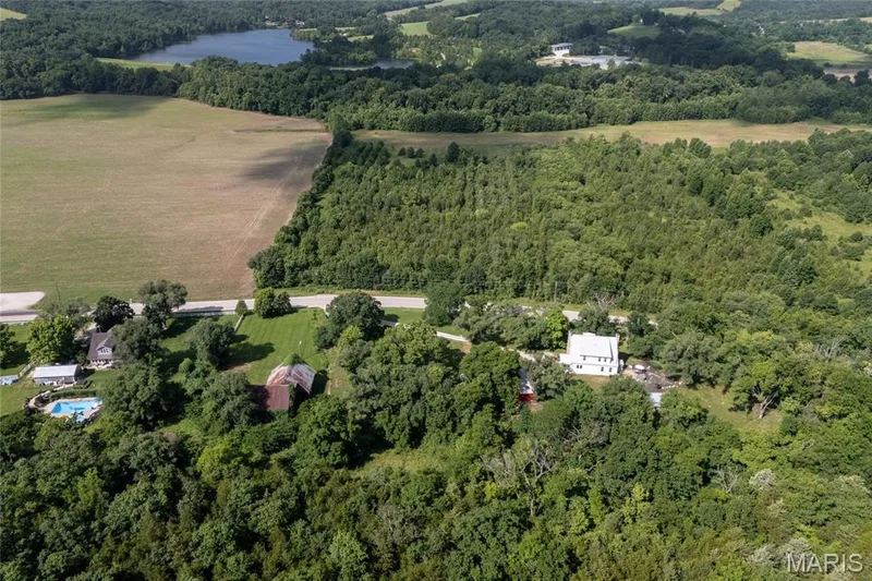 1415 Highway F, Defiance, MO 63341 — listing photo 80 of 96