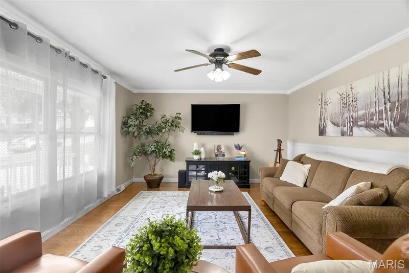 120 Country Life Drive, O'Fallon, MO 63366 — listing photo 4 of 29