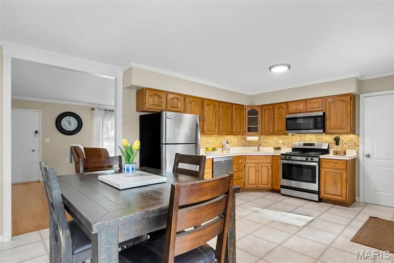120 Country Life Drive, O'Fallon, MO 63366 — listing photo 14 of 29