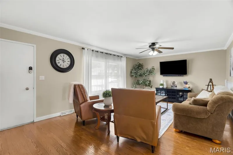 120 Country Life Drive, O'Fallon, MO 63366 — listing photo 3 of 29