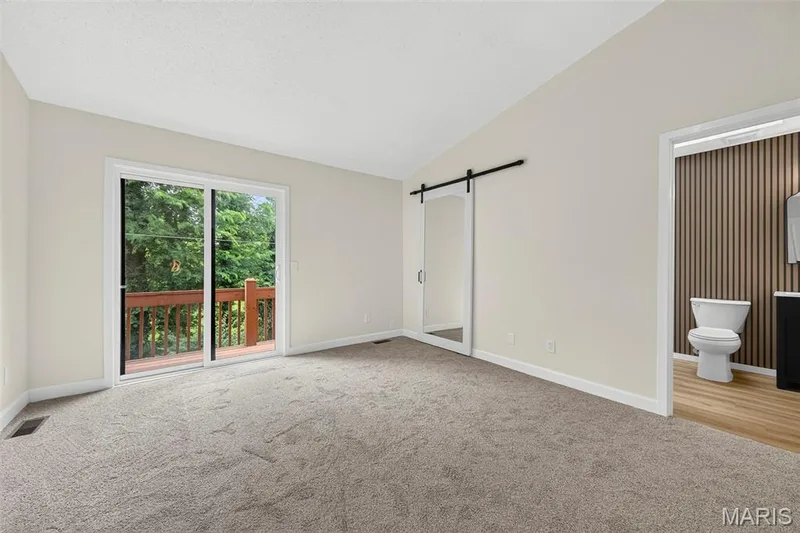 2074 Duclair Parkway, St Charles, MO 63304 — listing photo 21 of 53