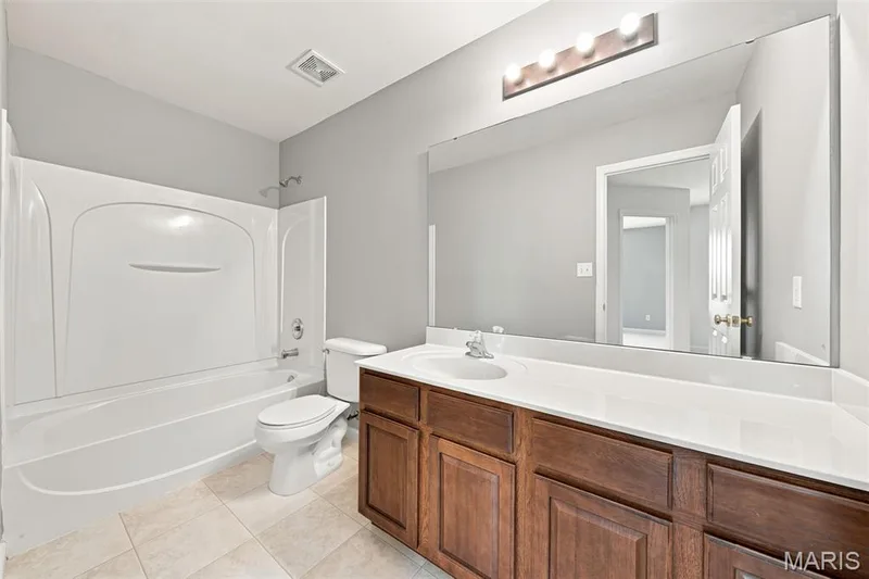 53 Country Village Court, O'Fallon, MO 63367 — listing photo 15 of 28