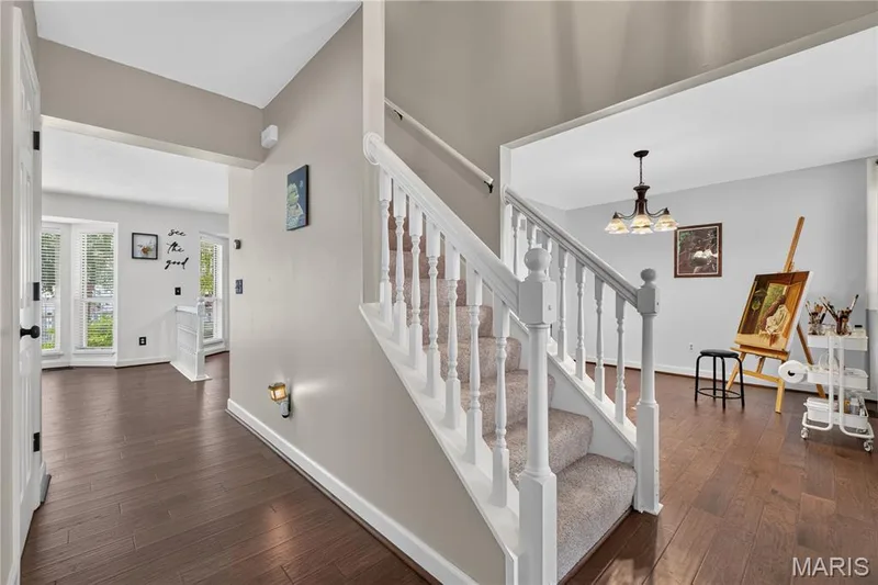215 Waterford Crossing Drive, Dardenne Prairie, MO 63368 — listing photo 3 of 33