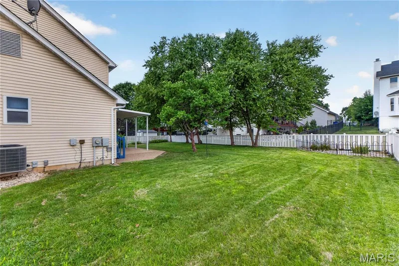 Large Fenced Yard — 215 Waterford Crossing Drive, Dardenne Prairie, MO 63368