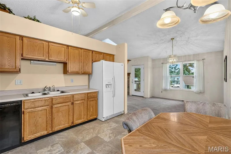 7 Cornwallis Court, O'Fallon, MO 63368 — listing photo 10 of 51