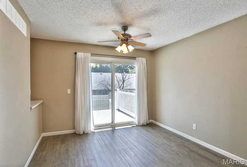 139 Condor Court #139, St Charles, MO 63303 — listing photo 13 of 36
