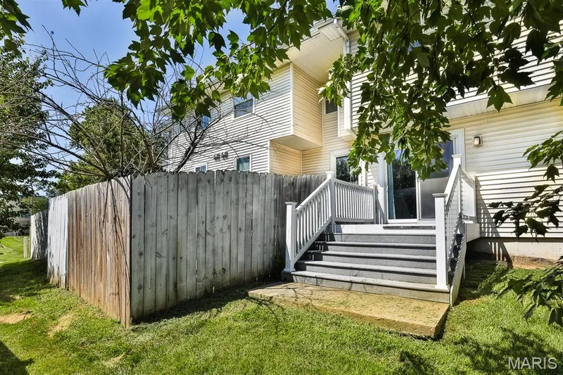 139 Condor Court #139, St Charles, MO 63303 — listing photo 29 of 36