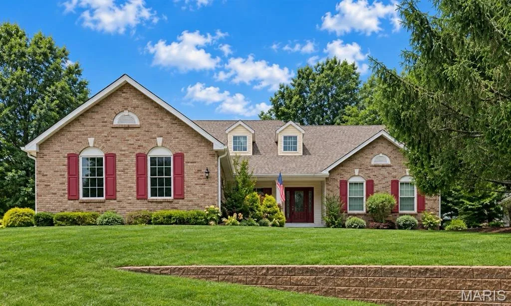 1 Big Bluff Court, St Charles, MO 63304 — listing photo 1 of 61