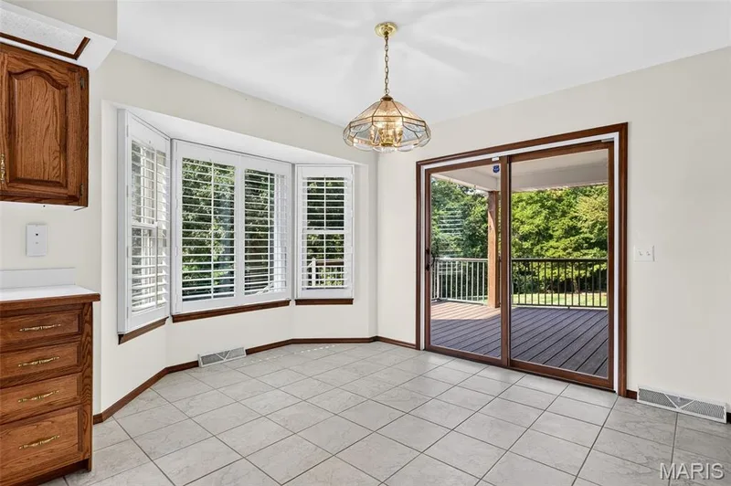 1 Big Bluff Court, St Charles, MO 63304 — listing photo 35 of 61
