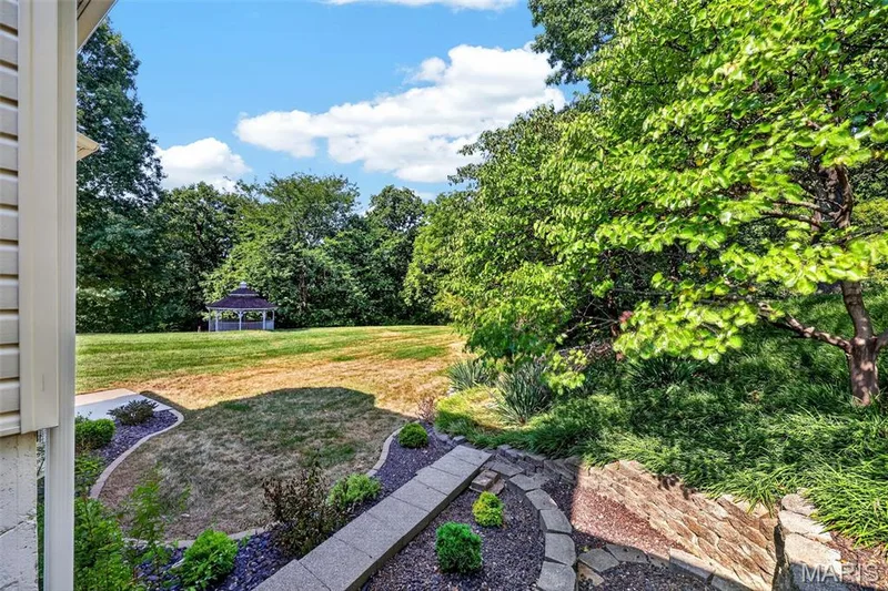 1 Big Bluff Court, St Charles, MO 63304 — listing photo 59 of 61