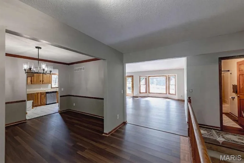 6 Deer Creek Drive, O'Fallon, MO 63366 — listing photo 2 of 25