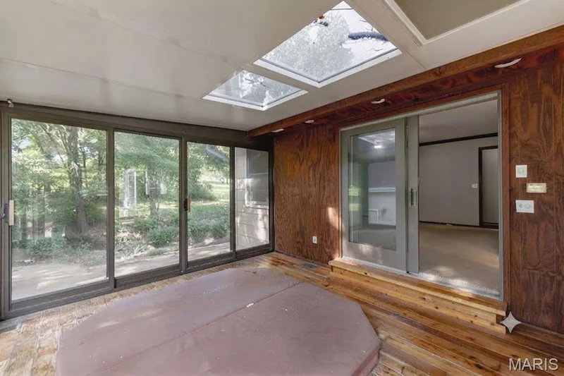 6 Deer Creek Drive, O'Fallon, MO 63366 — listing photo 16 of 25
