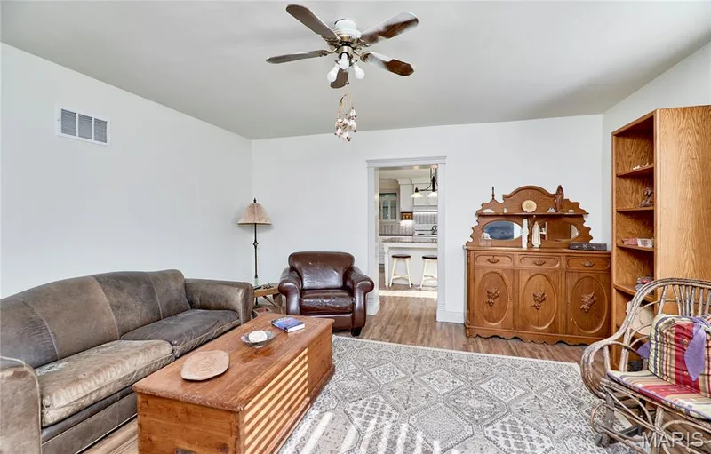 Family Room — 18505 Wild Horse Creek Road, Wildwood, MO 63005