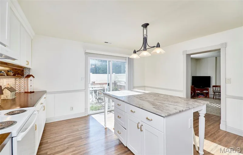 Kitchen — 18505 Wild Horse Creek Road, Wildwood, MO 63005