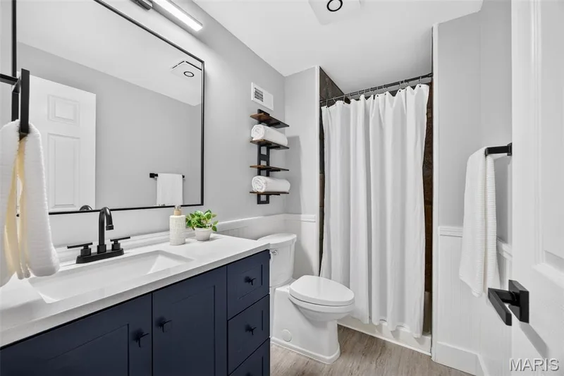 Full Bath in Lower Level — 512 Meadowfield Lane, Wentzville, MO 63385