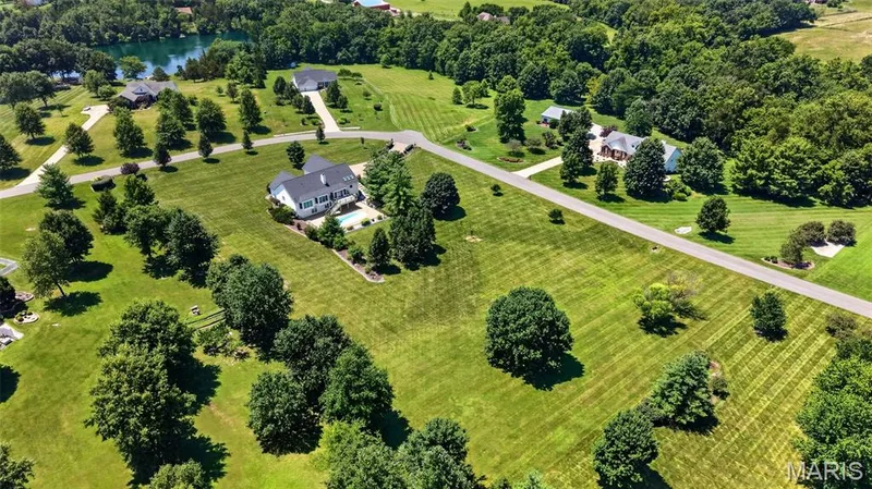 512 Meadowfield Lane, Wentzville, MO 63385 — listing photo 40 of 45