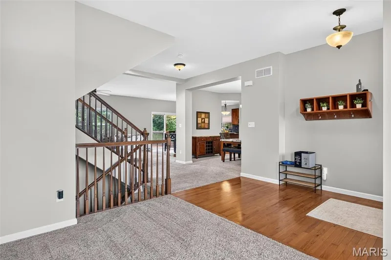 Entry foyer — 743 Springfield Drive, Wentzville, MO 63385