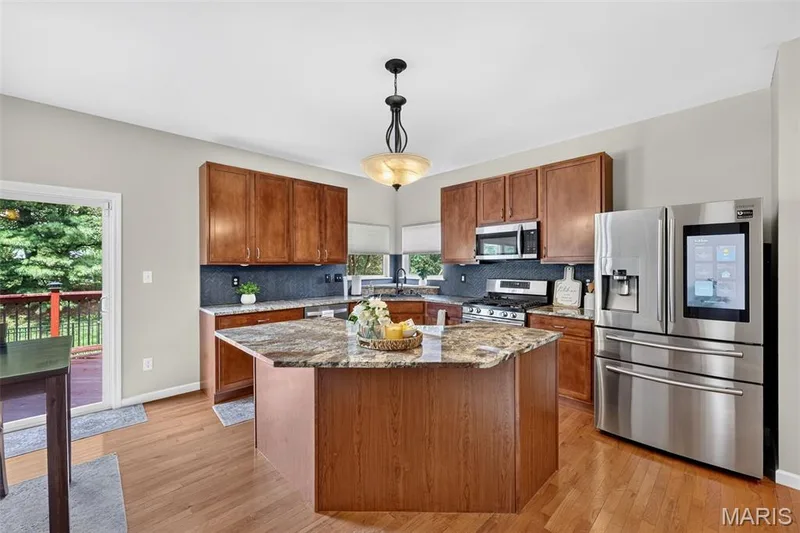 Kitchen with 42" cabinets — 743 Springfield Drive, Wentzville, MO 63385