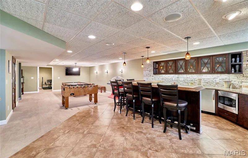 2323 Wellington Estates Drive, Chesterfield, MO 63017 — listing photo 48 of 70
