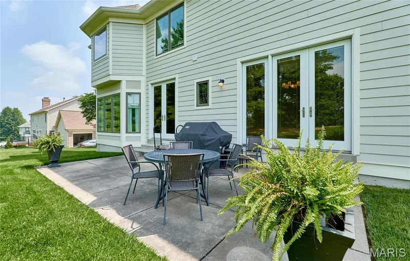 2323 Wellington Estates Drive, Chesterfield, MO 63017 — listing photo 67 of 70