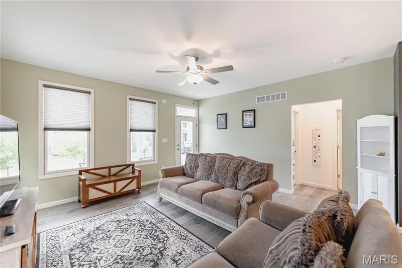 3405 Simeon Bunker Street, St Charles, MO 63301 — listing photo 10 of 32