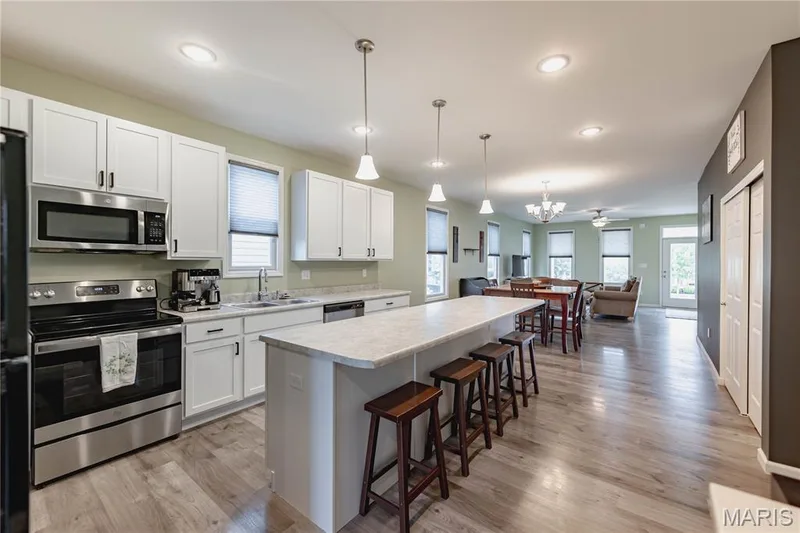 3405 Simeon Bunker Street, St Charles, MO 63301 — listing photo 14 of 32