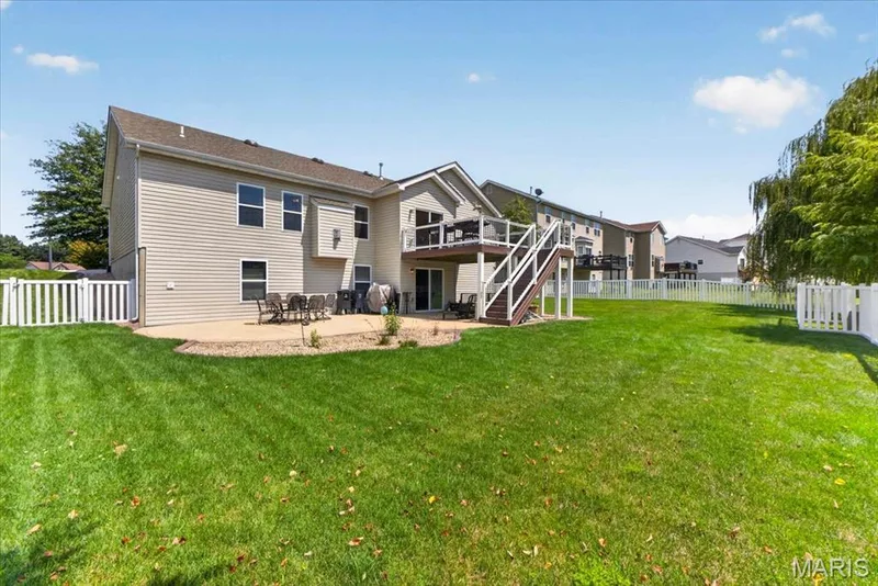 323 Mason Glen Drive, Lake St. Louis, MO 63367 — listing photo 32 of 42