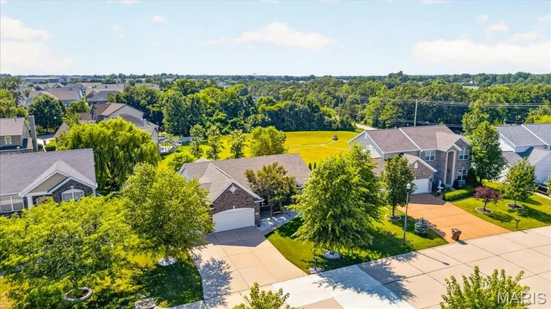 323 Mason Glen Drive, Lake St. Louis, MO 63367 — listing photo 35 of 42