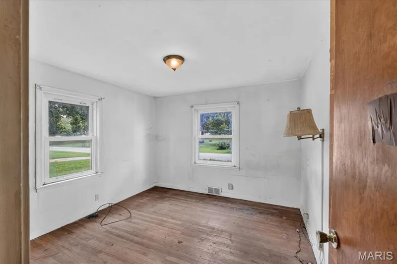 2610 Susan Avenue, St Charles, MO 63301 — listing photo 9 of 16