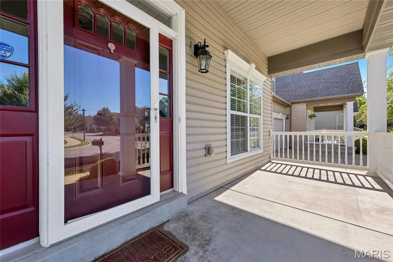 253 Meadows Of Wildwood Boulevard, Grover, MO 63040 — listing photo 4 of 53